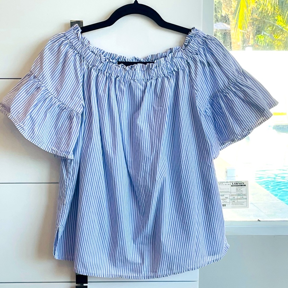 Kate Spade blue and white stripe ruffle sleeve flutter top size S